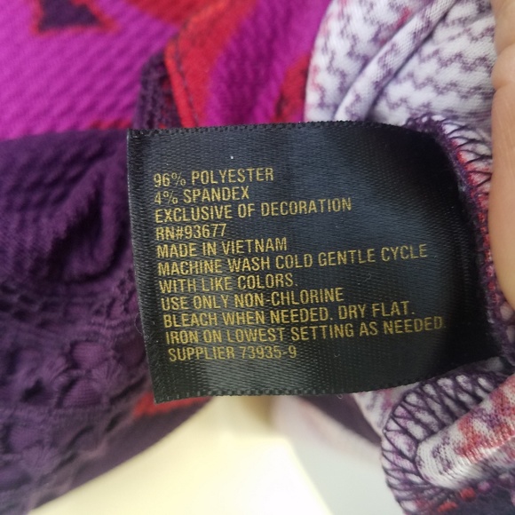 Worthington Petite Purple Floral Eyelet Top PS - Picture 7 of 7